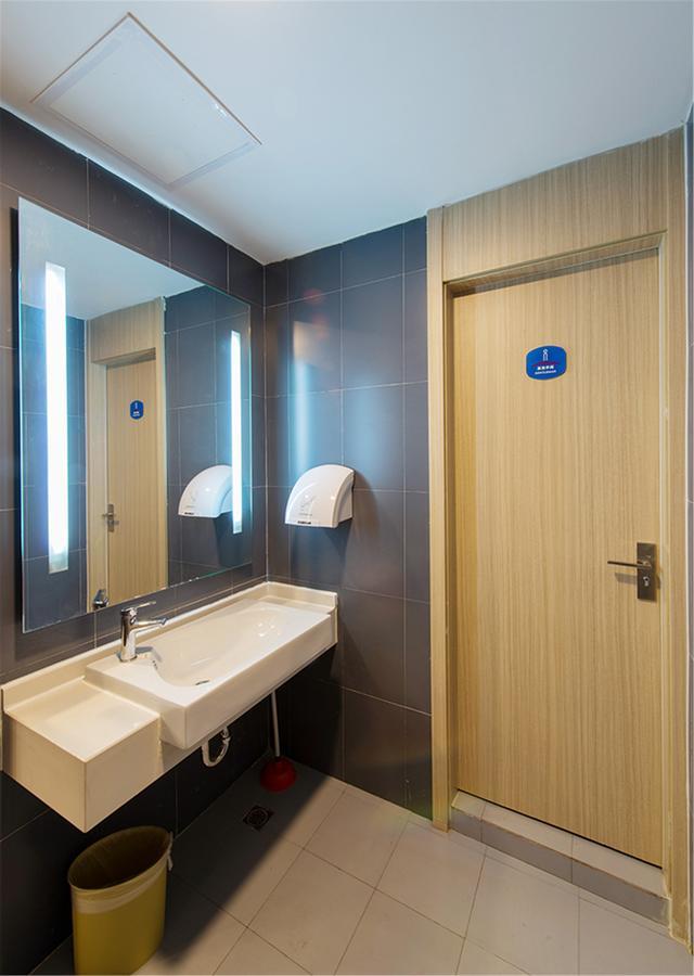 Hanting Hotel Zhuhai Gongbei Port Qinglv Nanlu Branch Eksteriør billede
